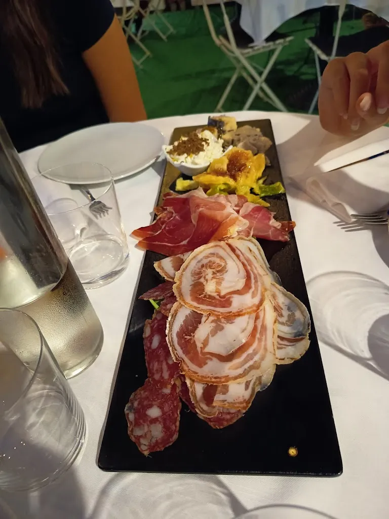 luca de nigris_Mangiafuoco_Foligno_review