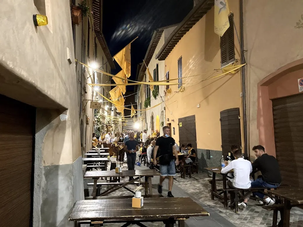 Giampaolo Silvestri_Taverna del Rione Cassero_Foligno_review