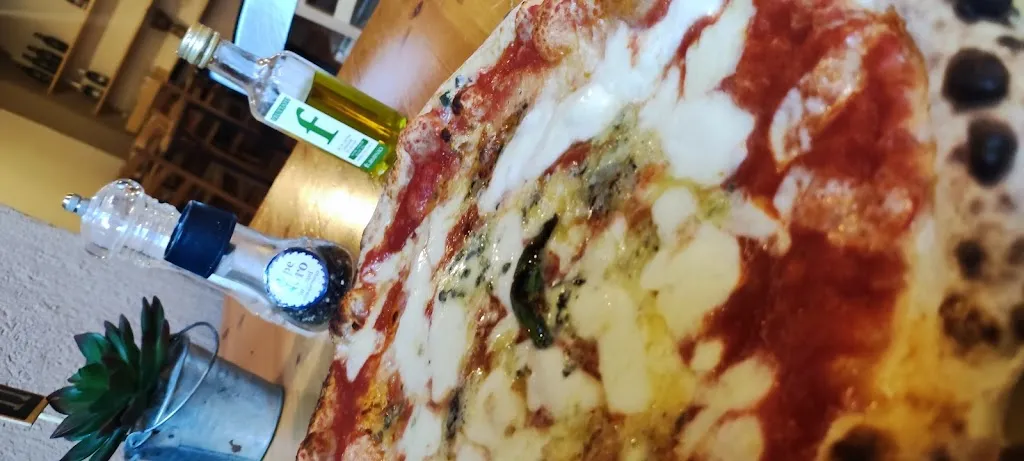 Nabiel Ekhraimia_Bella Ischia_Foligno_review