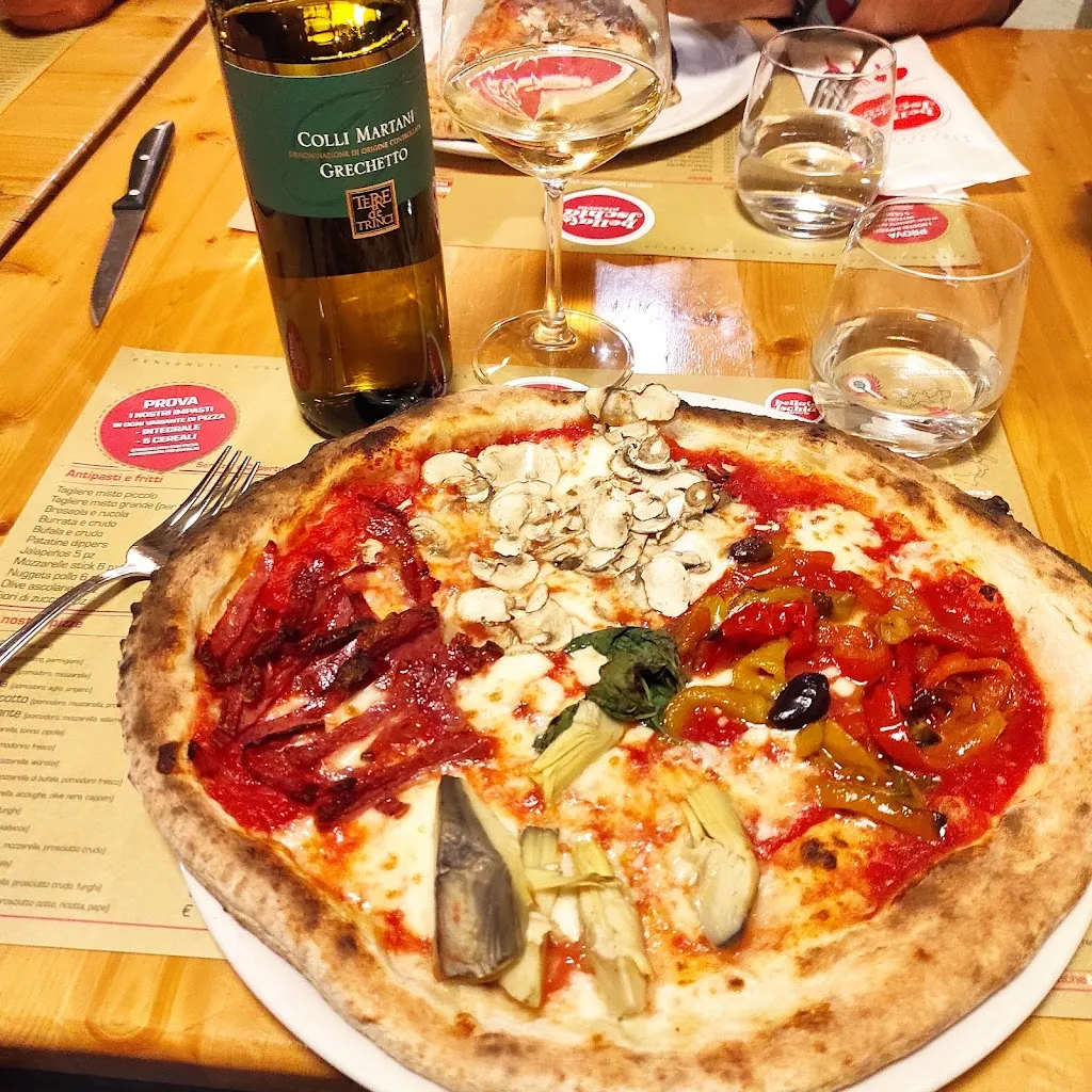 Bella Ischia_Foligno_slider_image_3