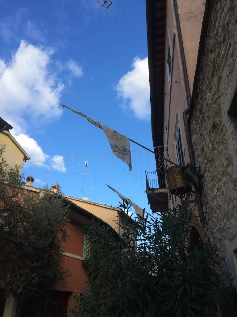 Gabriella Gratrix_Albergo le Mura_Foligno_review