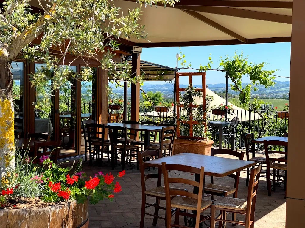 Ristorante Pizzeria La Locanda del Tramonto Infinito restaurant in Marsciano