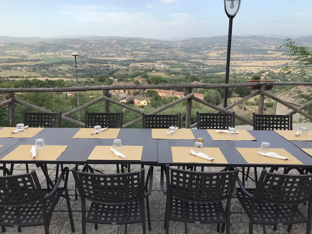 La Torraccia Pizzeria restaurant in Monte Castello di Vibio