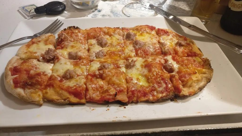 Lance Armstrong_Diamond Cafè Ristorante Pizzeria Bar_Monte Castello di Vibio_review