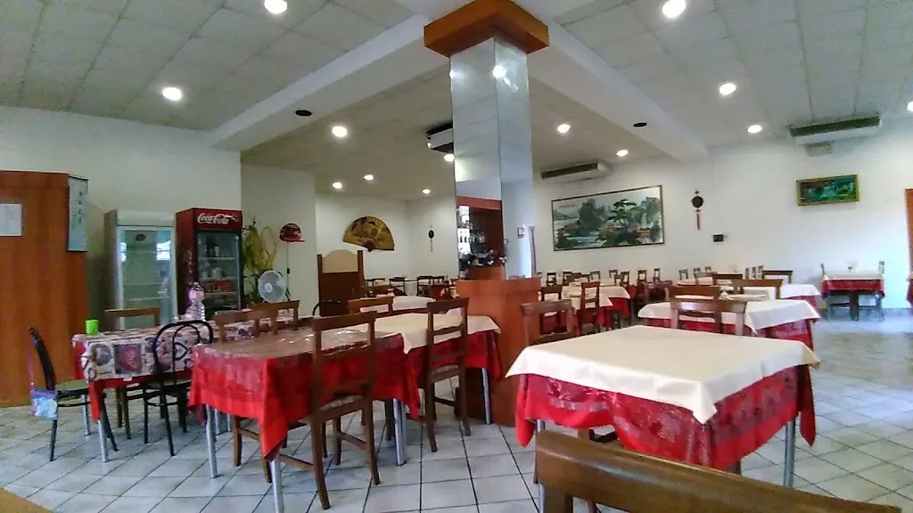 S. W._La Grande Cina_Gualdo Tadino_recensione