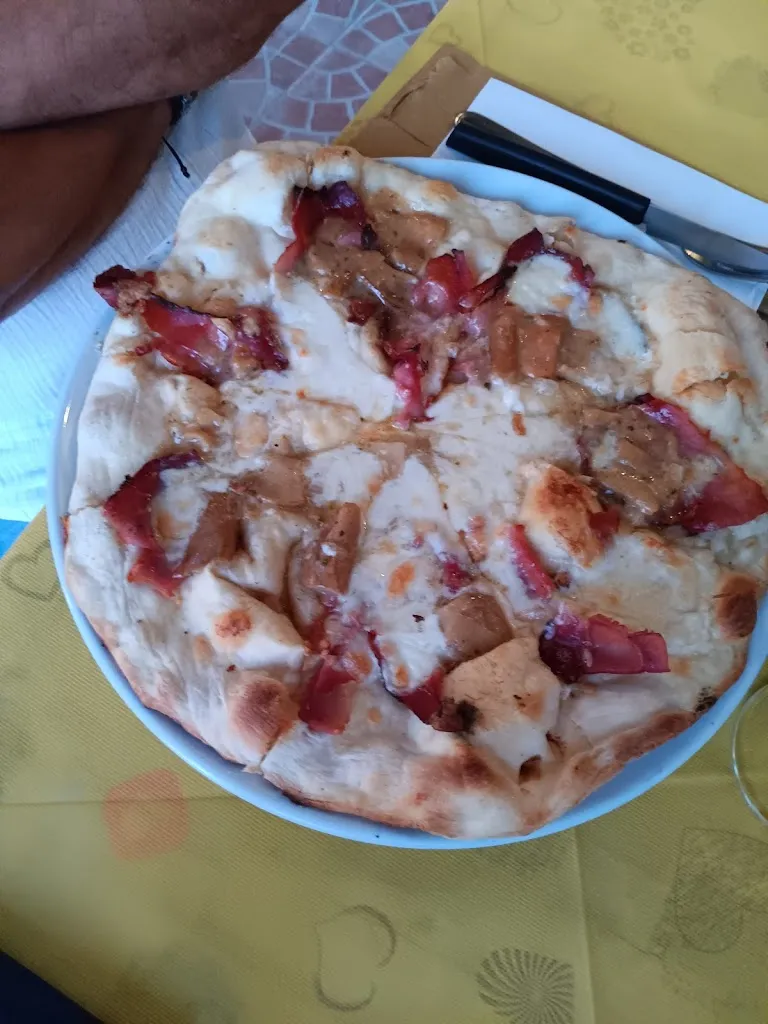 cristina C._Picked Parrot Pizza Osteria da Mario Gualdo Tadino_Gualdo Tadino_review