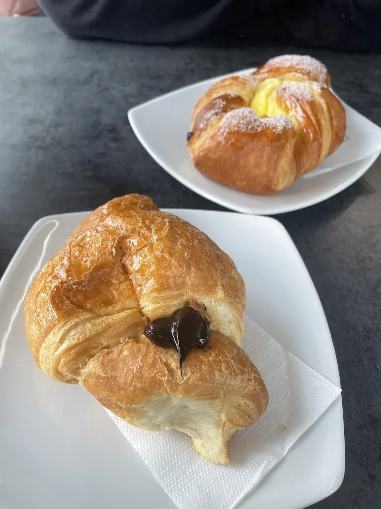 Ari s_Guidu Pastry & Chocolate Experience_Gualdo Tadino_review