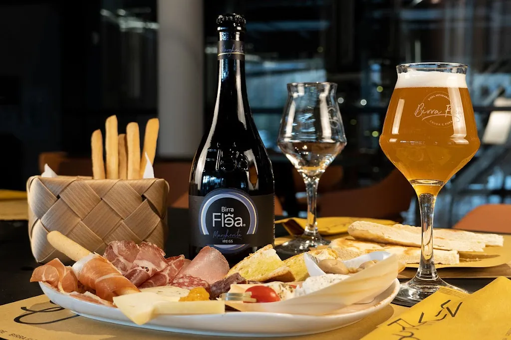 Birrificio Artigianale Flea_Gualdo Tadino_slider_image_3