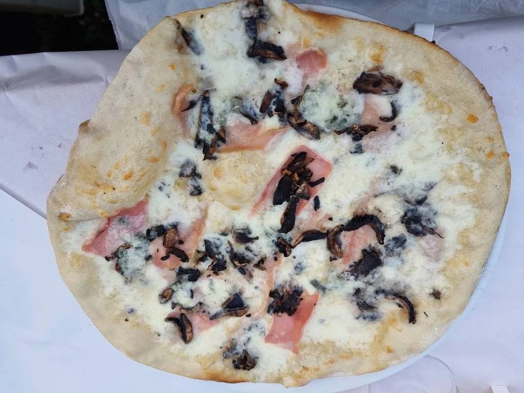 Eric_Pizzeria lo Chalet_Gualdo Tadino_review