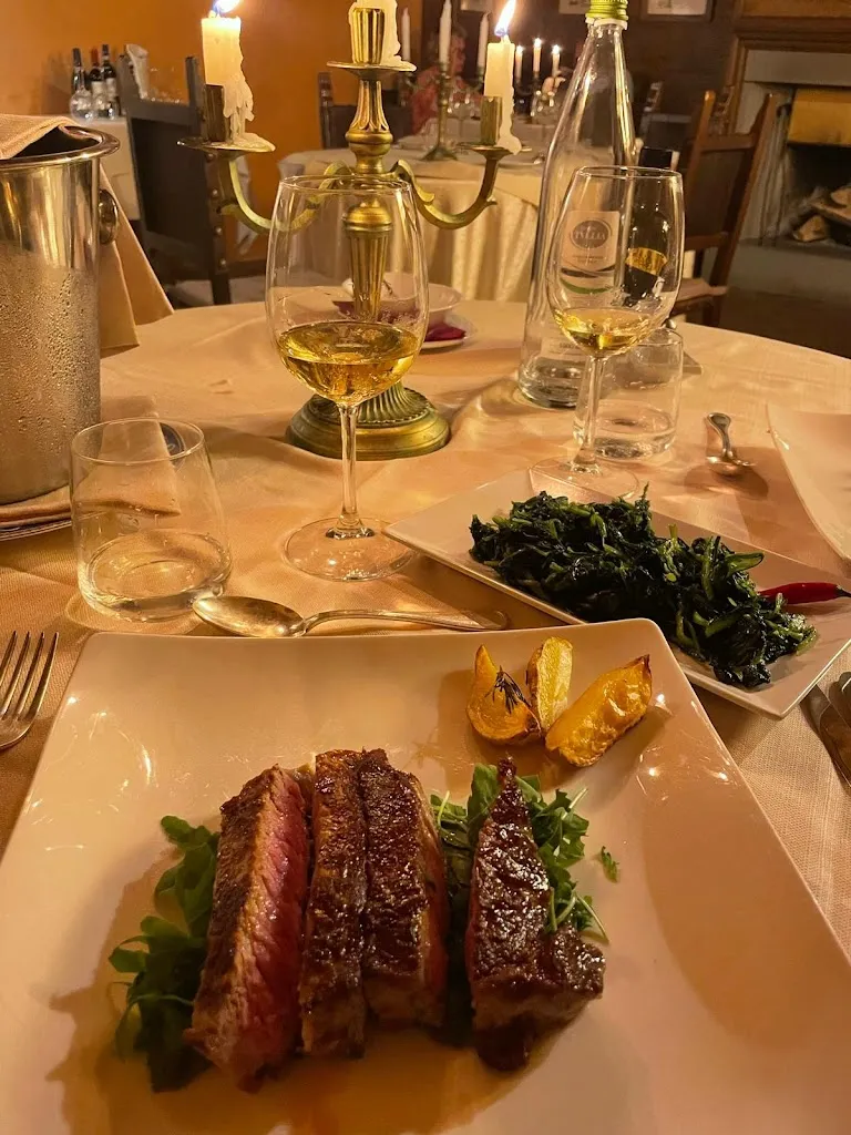 Juliet and Theo Amore_Castello di Petroia_Gualdo Tadino_review