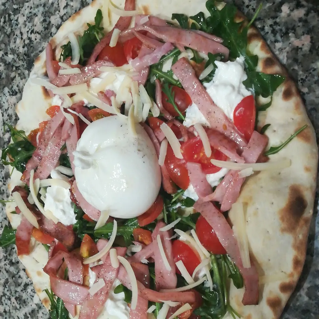 Pizzeria La Rustica Di Corvaglia Giovanni_Noicattaro_slider_image_2