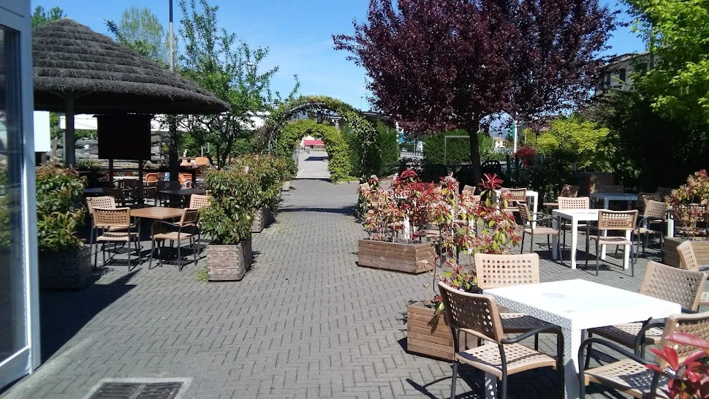 La Stazione San Vitale restaurant in Montecchio