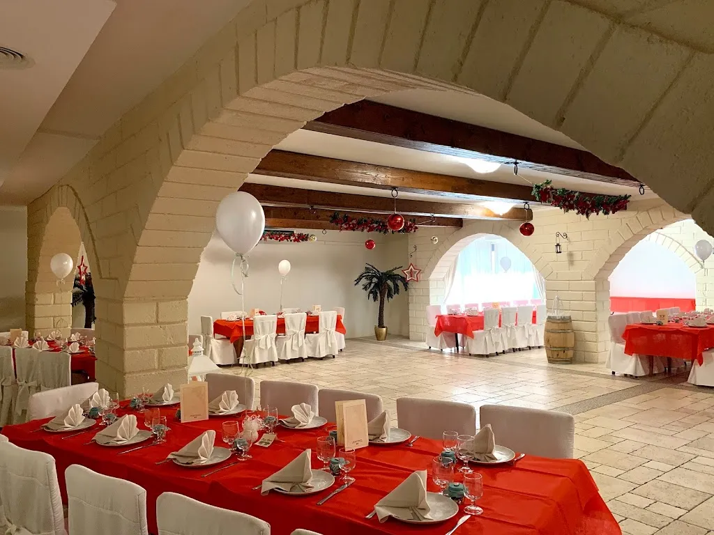 Borgo Regina Sporting Club restaurant in Noicattaro