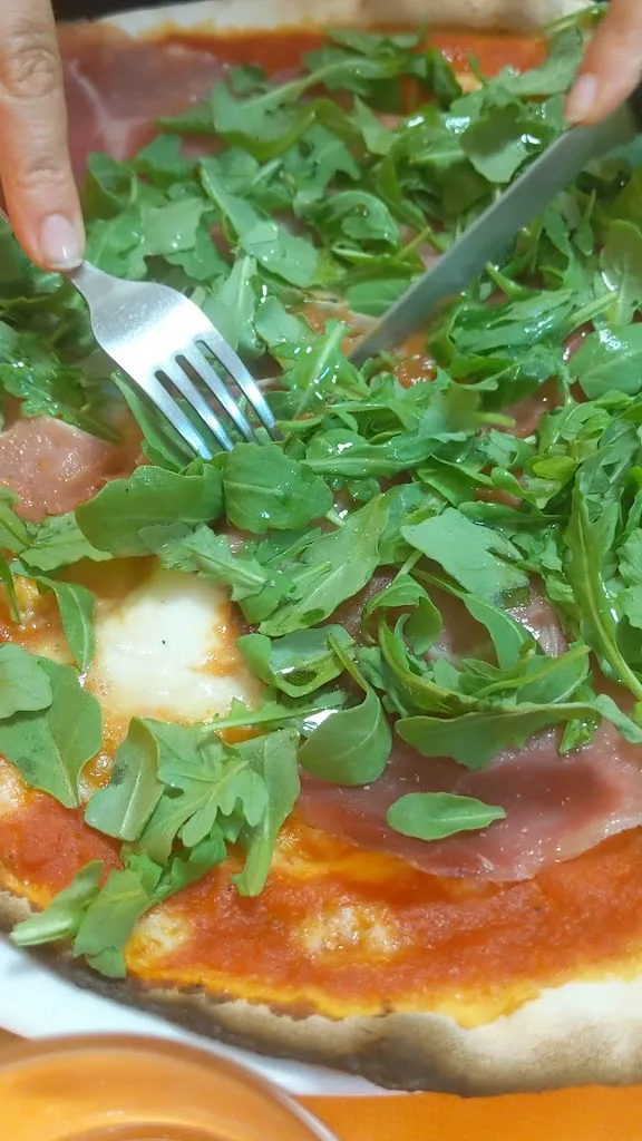 Pizzeria Pit Stop_Montefranco_slider_image_2