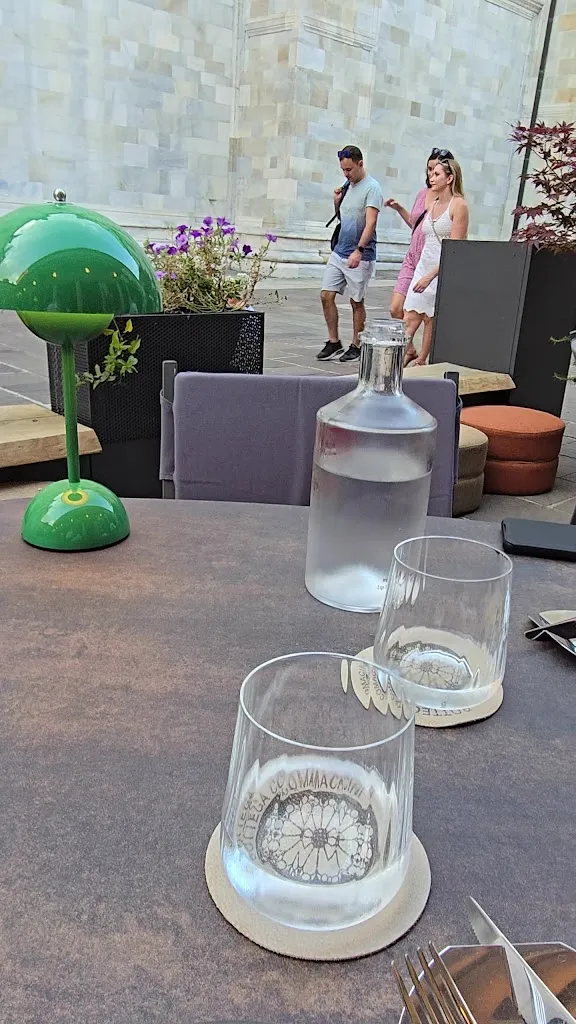 Bottega Comacini_Meggiano_slider_image_2