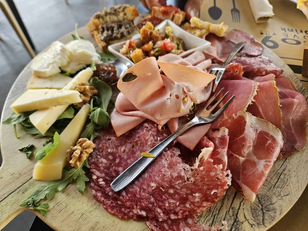 Civico 9 Food&Drink_Montegabbione_slider_image_3