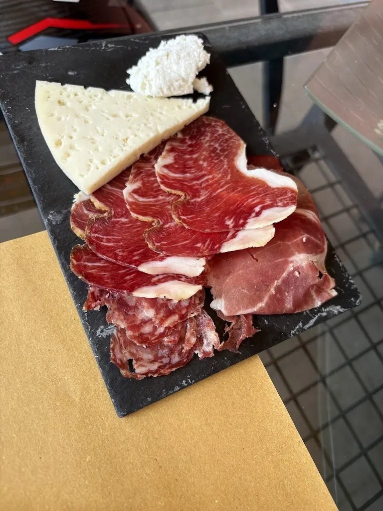 Ristorante @ Casale Montebello Agriturismo_Monteleone di Spoleto_slider_image_1