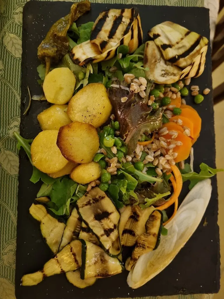 Menu_Erba Luna Ristorante_Montone_image_9