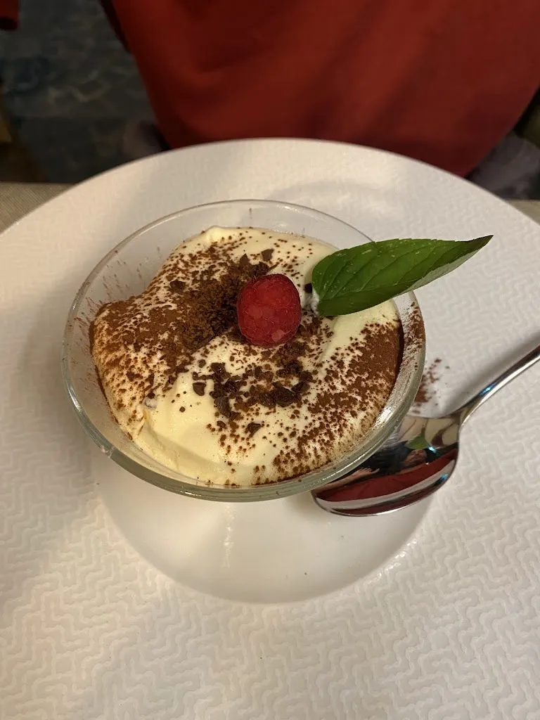 Alyssa Jade Official_Olevm_Montefalco_review