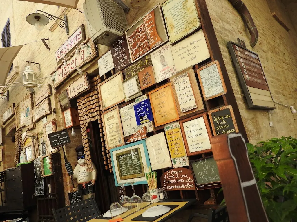 Cinzia Bernuzzi_Il Verziere_Montefalco_recensione