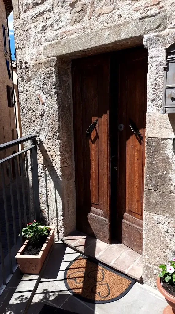 Piazza Grande_Nocera Umbra_slider_image_2