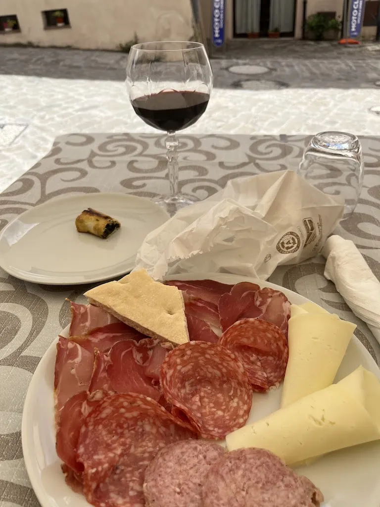 Ristorante pizzeria Il Borgo_Nocera Umbra_slider_image_2