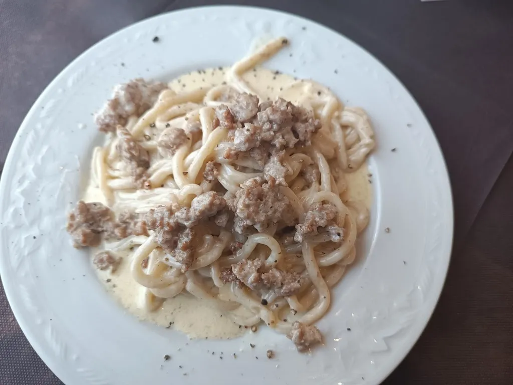 Diego Ramponi_AL PUNTO GIUSTO PIZZA & CO._Nocera Umbra_review