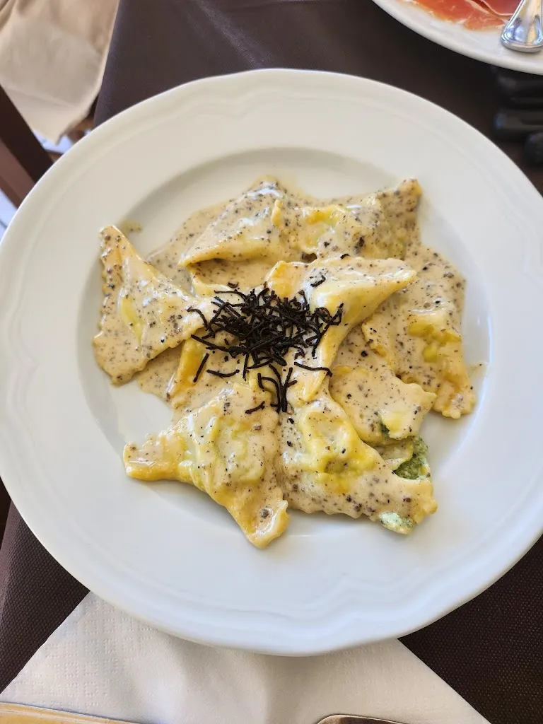 Restaurant Trattoria Dei Priori_Norcia_slider_image_3