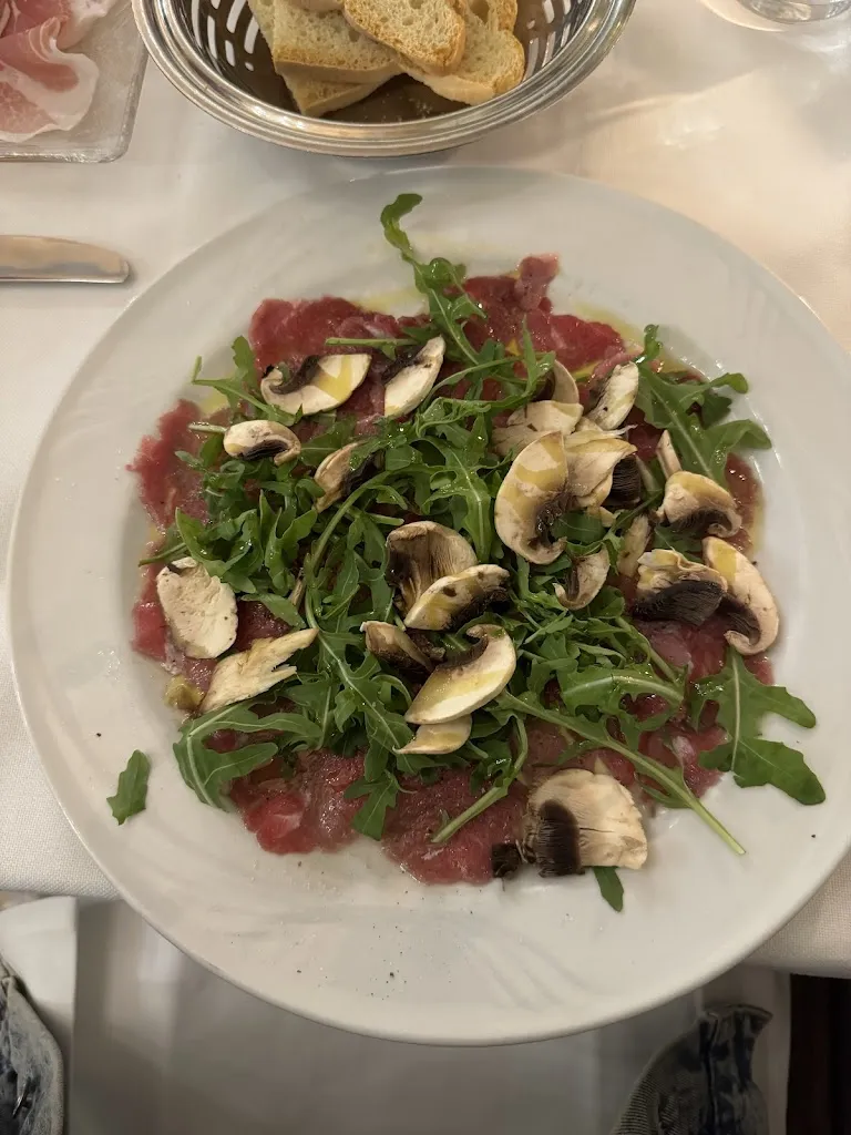 Mamlakat Sharipova_Locanda del Teatro_Norcia_recensione