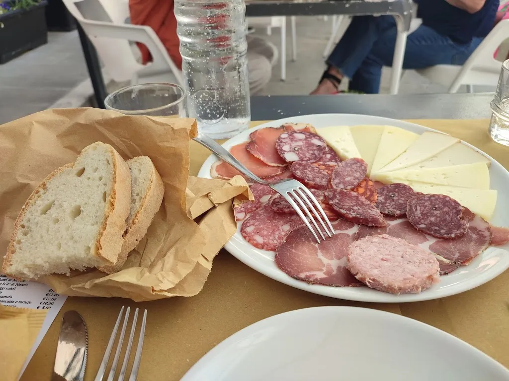 Menu_Osteria Sienti'n può_Norcia_image_6