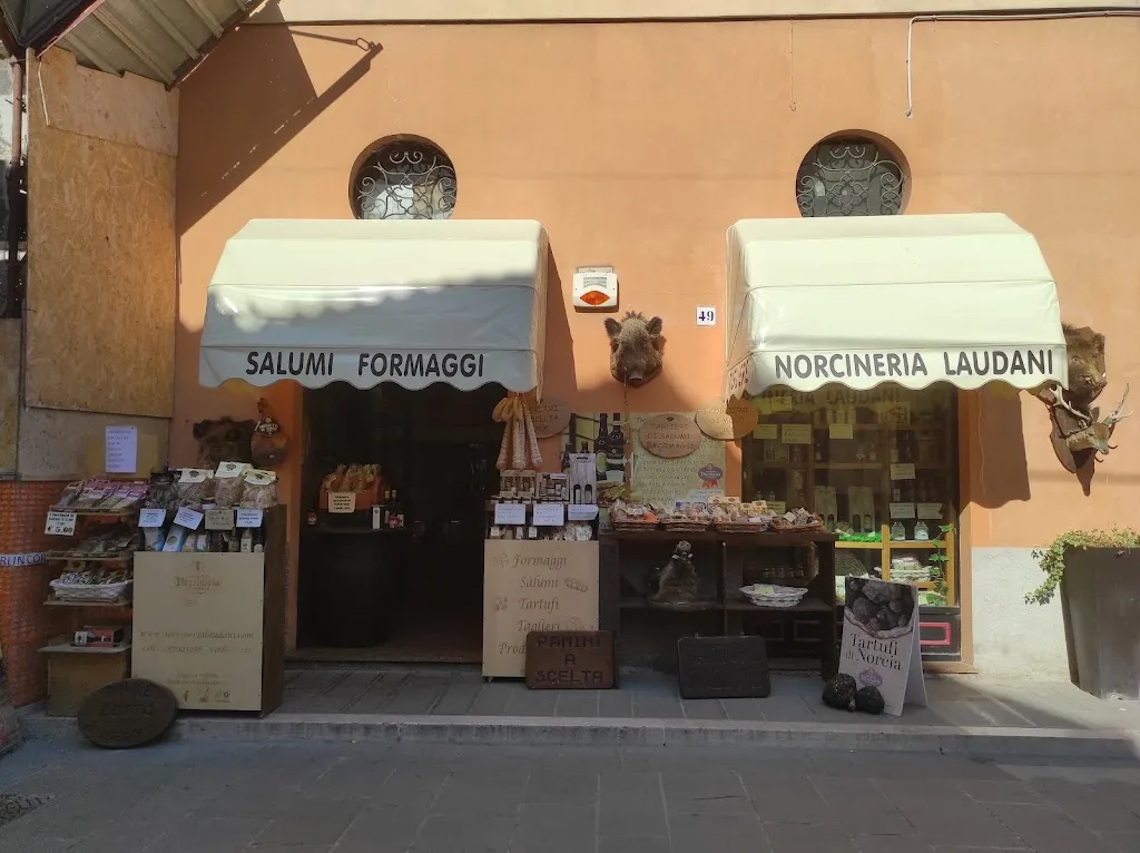 Sandro Petrini_Delicatessen Laudani_Norcia_review