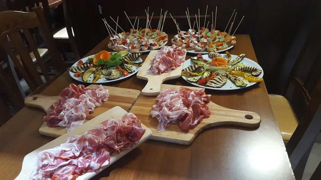 Mistral Cafè restaurant in Noicattaro