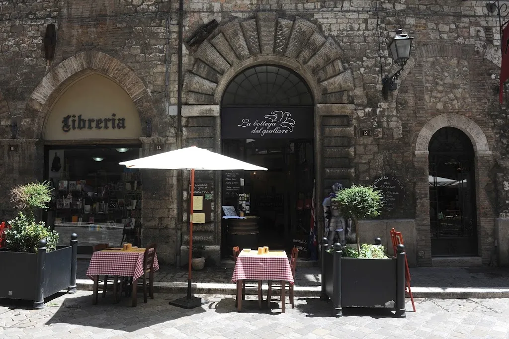 La Bottega Del Giullare restaurant in Narni