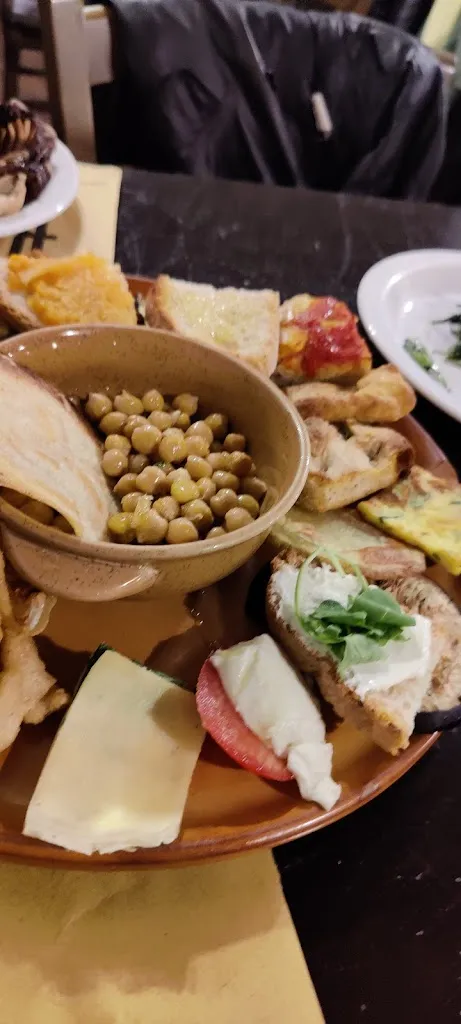 mOnIa zANeTTi_Il Kantuccio_Narni_review