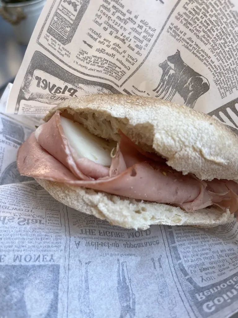 Carlotta Barbaro_ArteGusto Prodotti Tipici Narni_Narni_review