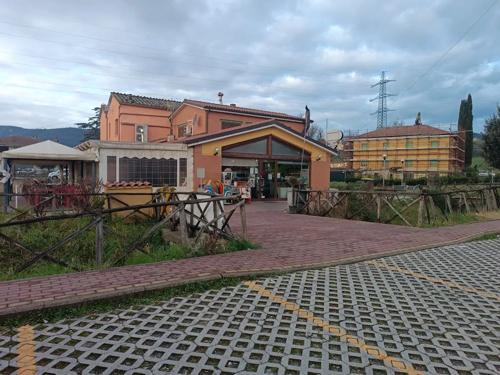 David Bongarzone_Scalo 82_Narni_review