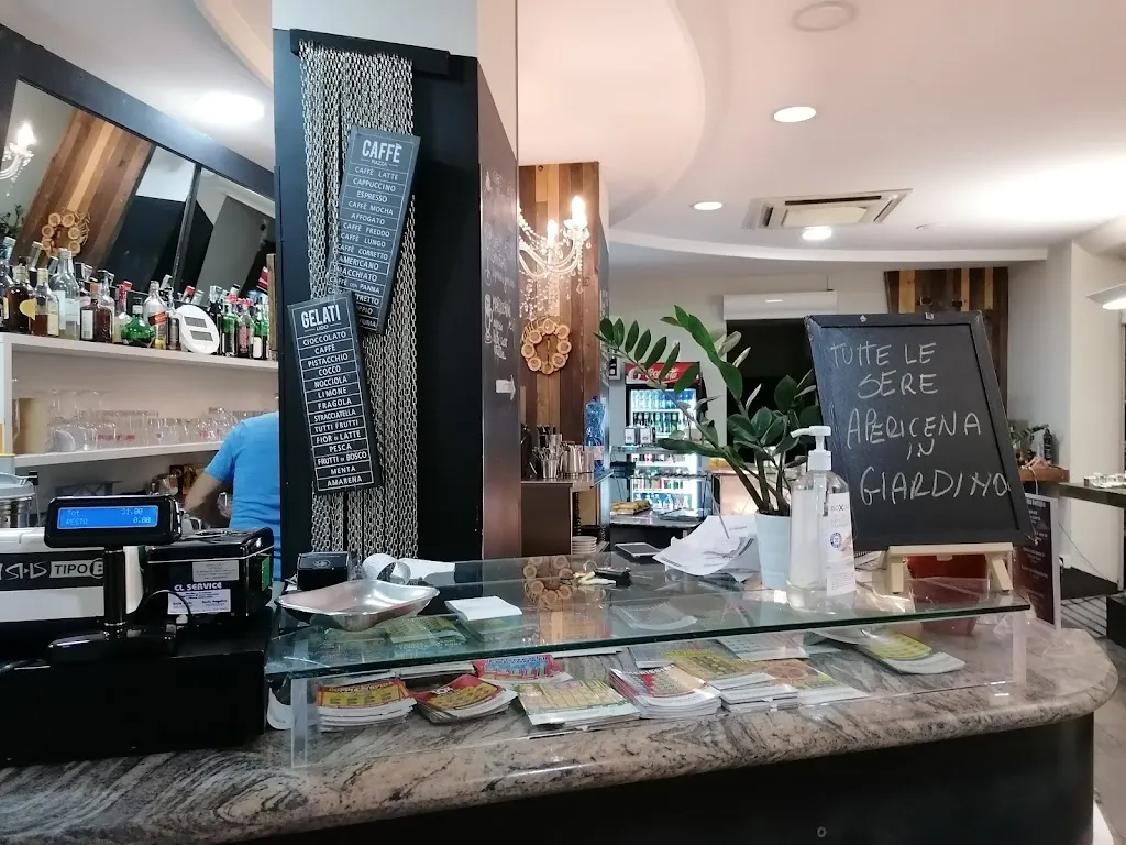 David Bongarzone_L'Isola_Narni Scalo_review