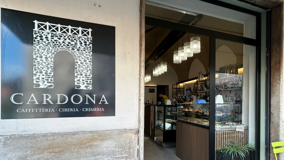 CARDONA Caffetteria - Ciberia - Gelateria senza lattosio e senza Glutine_Narni Scalo_slider_image_1