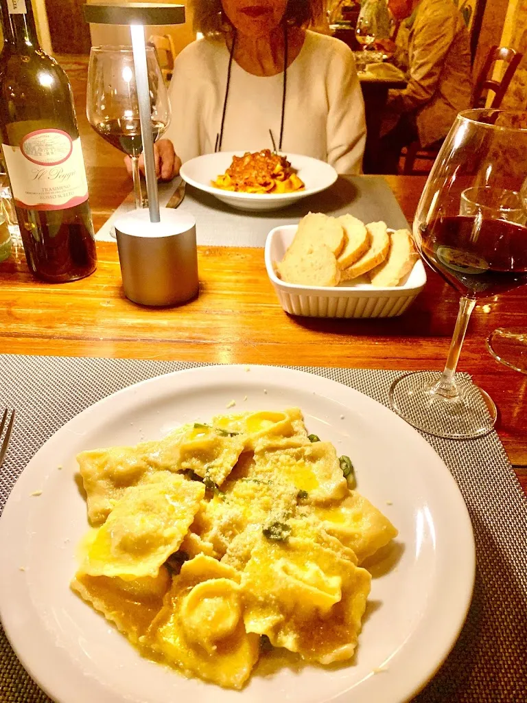 Hippyb bythesea_Il Favaio - Agriturismo con Cucina_Paciano_review