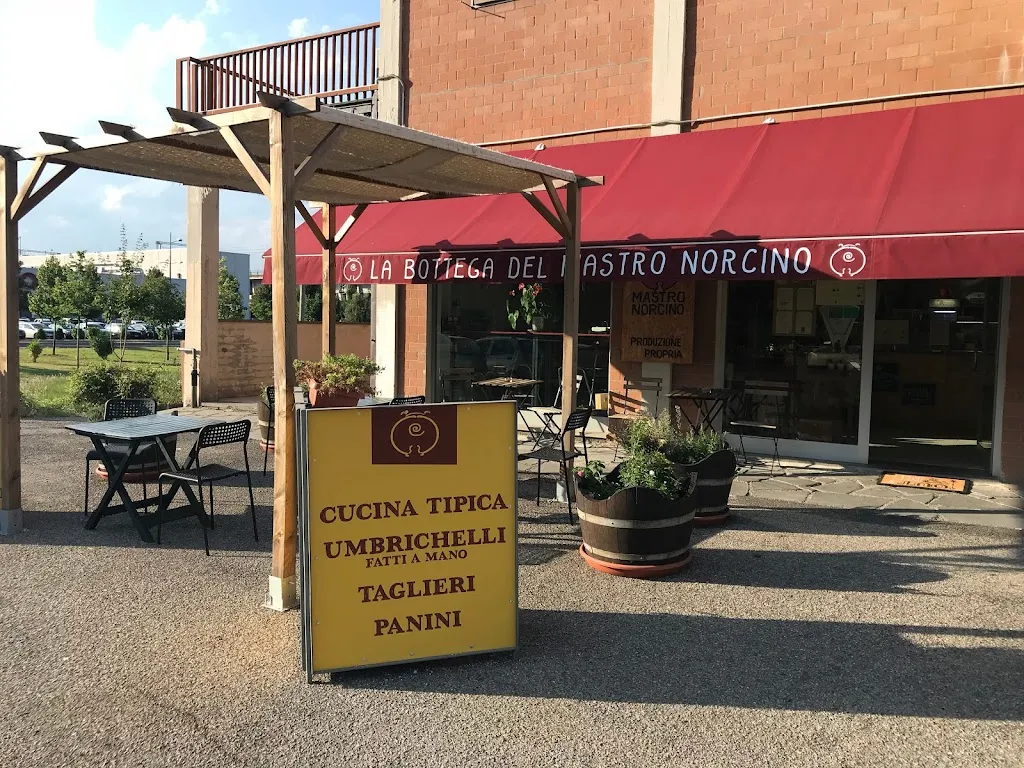 Bottega del Mastro Norcino_Orvieto Scalo_slider_image_1