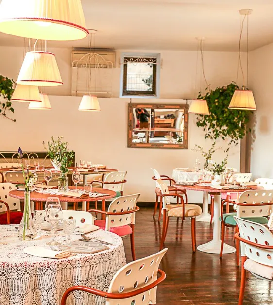 Vis a Vis, cucina e eventi restaurant in Orvieto Scalo