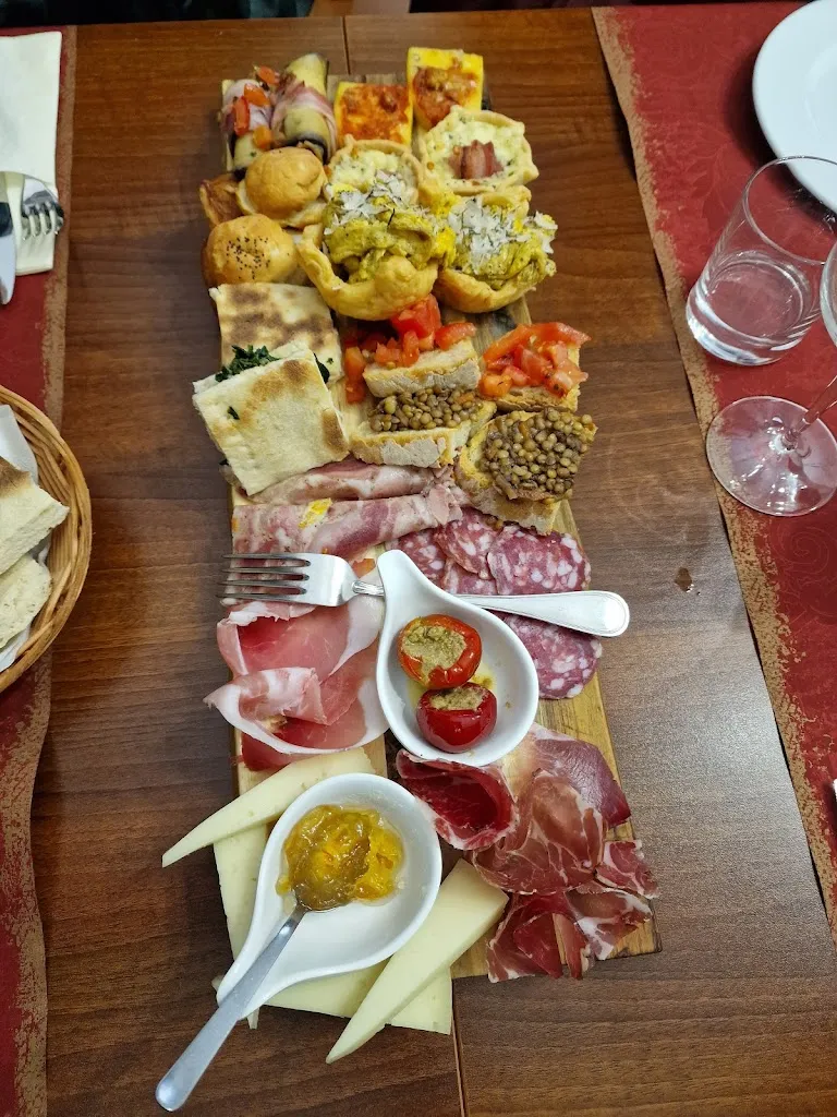 Adrian Gut_Antica Osteria_Padule-San Marco_review