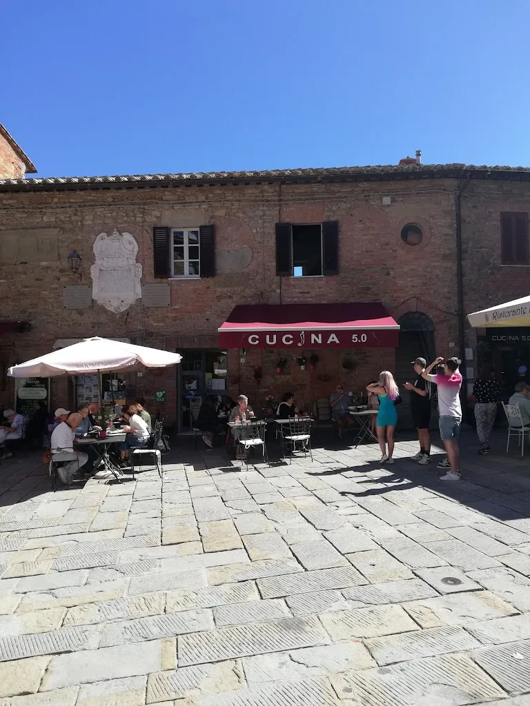 Pf_Cucina 5.0 street food and pizza_Panicale_review