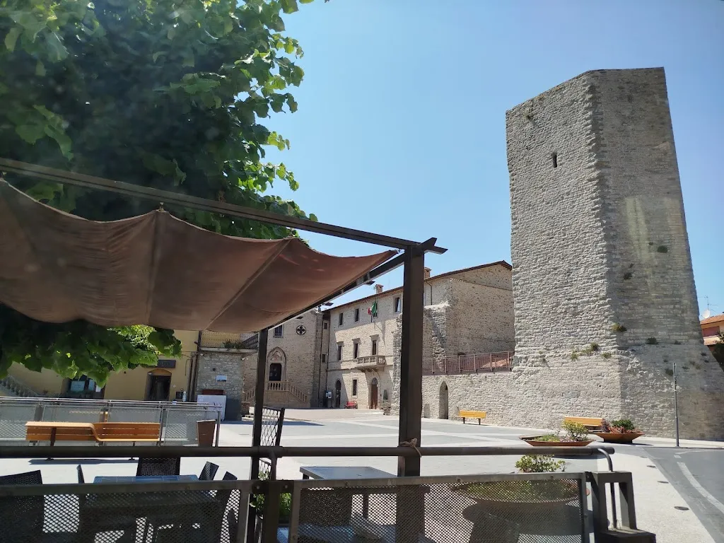 Il Triangolo_Pietralunga_slider_image_3