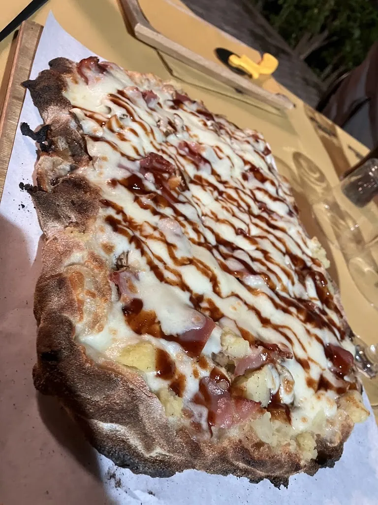 Justas Žiupsnys_Pizzeria Pietrino 2 Ponte Pattoli_Ponte Pattoli_review