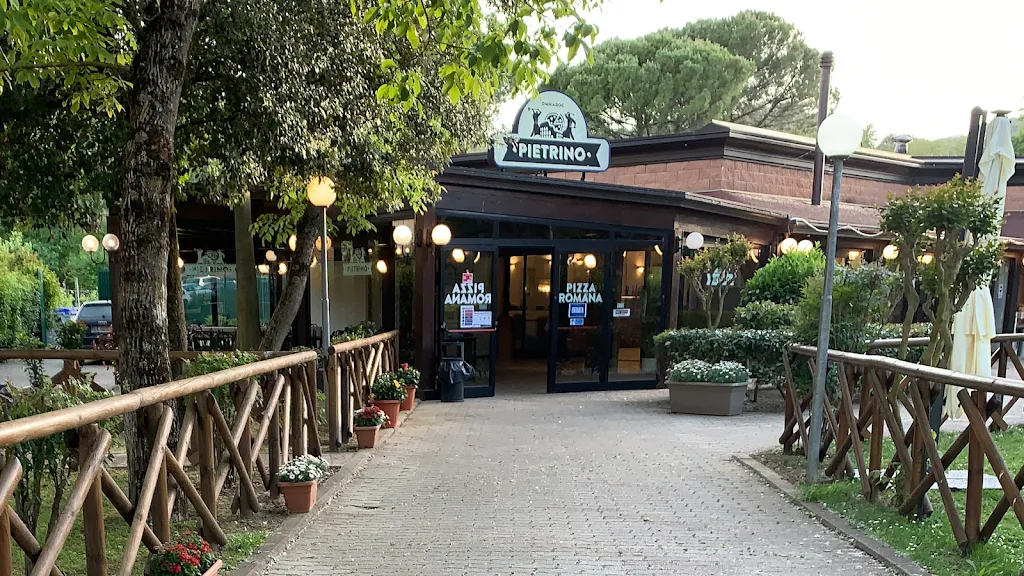 Pizzeria Pietrino 2 Ponte Pattoli restaurant in Ponte Pattoli