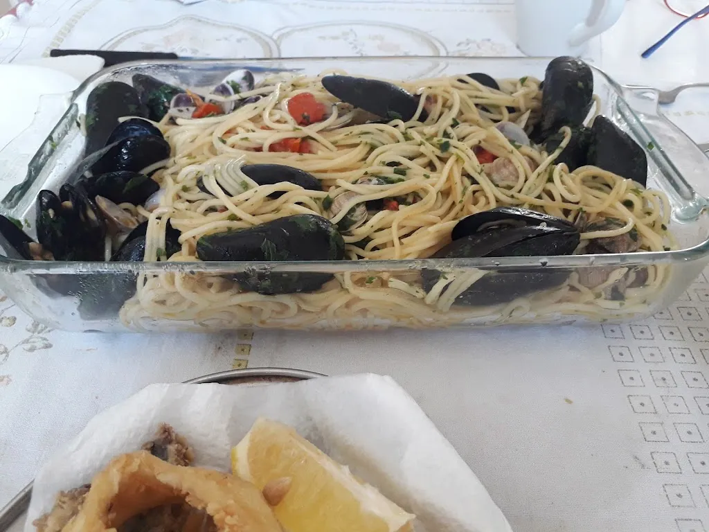 Kebbaberia e fast food di Has e Cristina_Ponte Felcino_slider_image_2