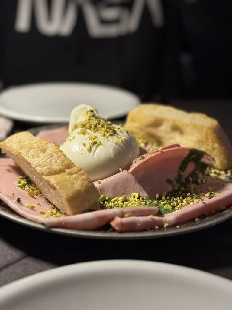 Noémi J_Taverna dell'Orso_Provincia di Perugia_recensione