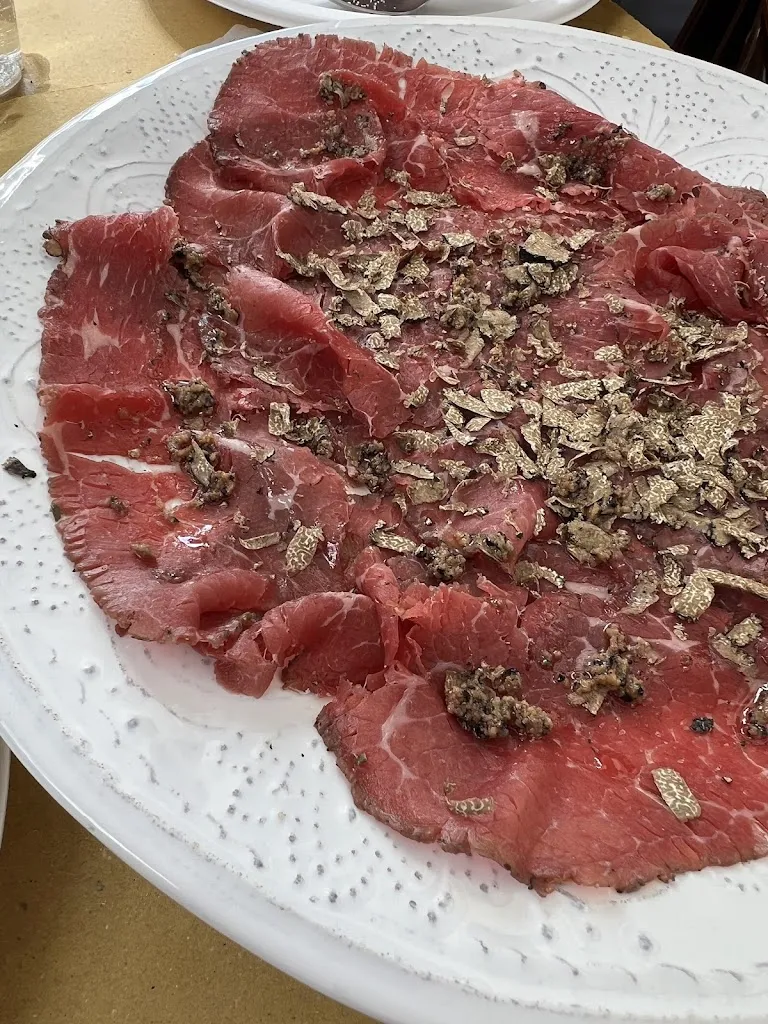 Mackenzie Burr_La Bottega dei Tramonti_Passignano sul Trasimeno_review