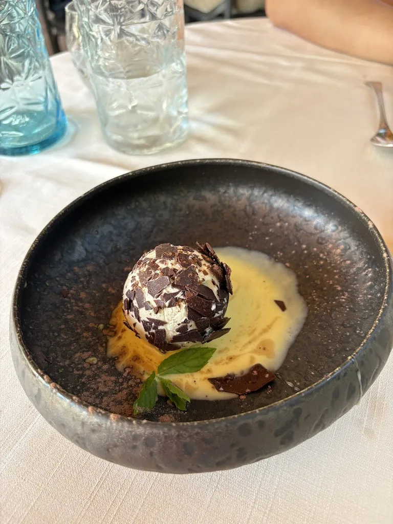 Makenzie MacKay_Osteria dell'Accademia_Passignano sul Trasimeno_review